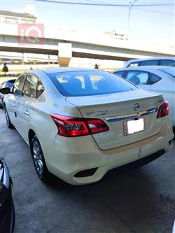 نيسان سنترا